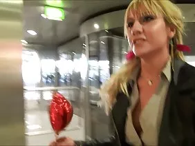 Ангелик Дівчина любить табу трійки