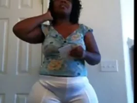 Маленька підлітка сука пульсує м'язовий жеребець