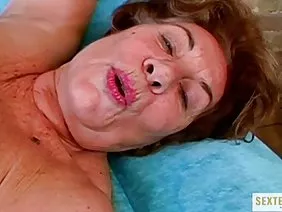 Грудистий дівчина робить це з племінником