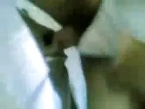 Вітчим є роговий для молодої спокусливої ​​пизди своєї падчерки